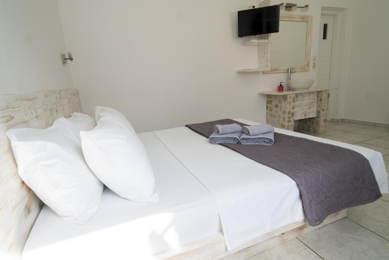 Porto Naoussa (Adults Only) Hotell Eksteriør bilde